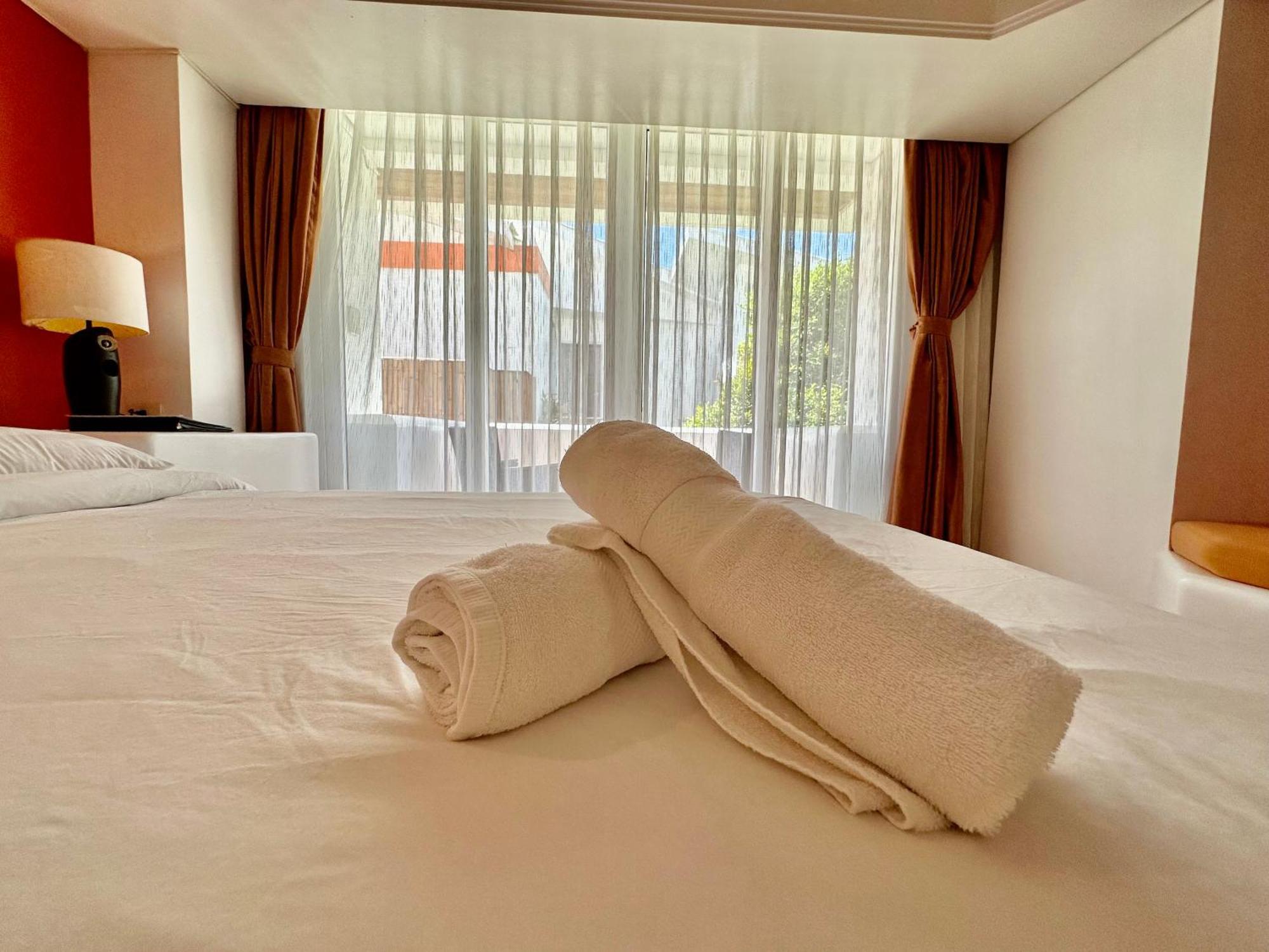 Manoc-Manoc Calypso Beach And Dive Resort מראה חיצוני תמונה