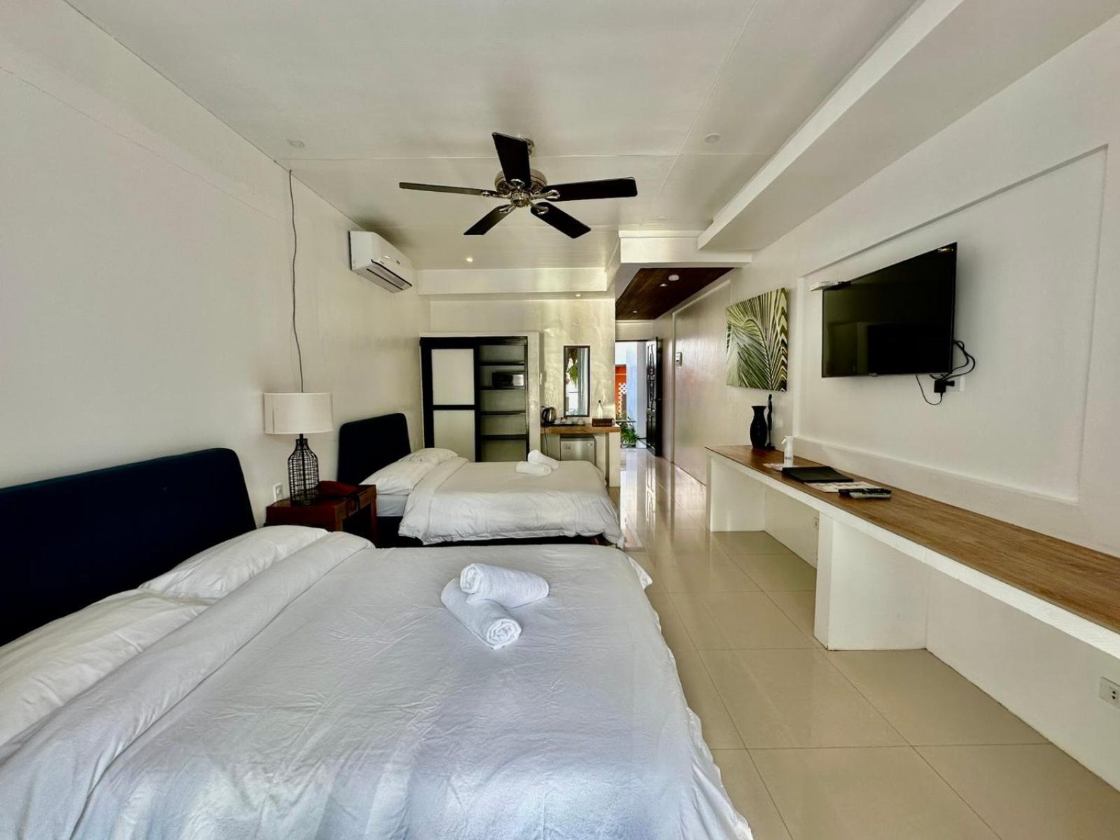 Manoc-Manoc Calypso Beach And Dive Resort מראה חיצוני תמונה